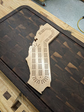 Load image into Gallery viewer, California State CA Cribbage Board, Includes Pegs!