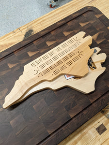 North Carolina State NC Travel Cribbage Board, Storage Inside!, Includes Cards and Pegs!